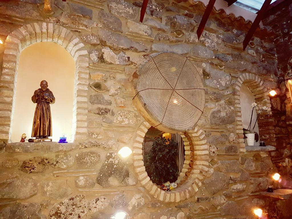 B&B Antica Trattoria 圣乔瓦尼·罗通多 外观 照片